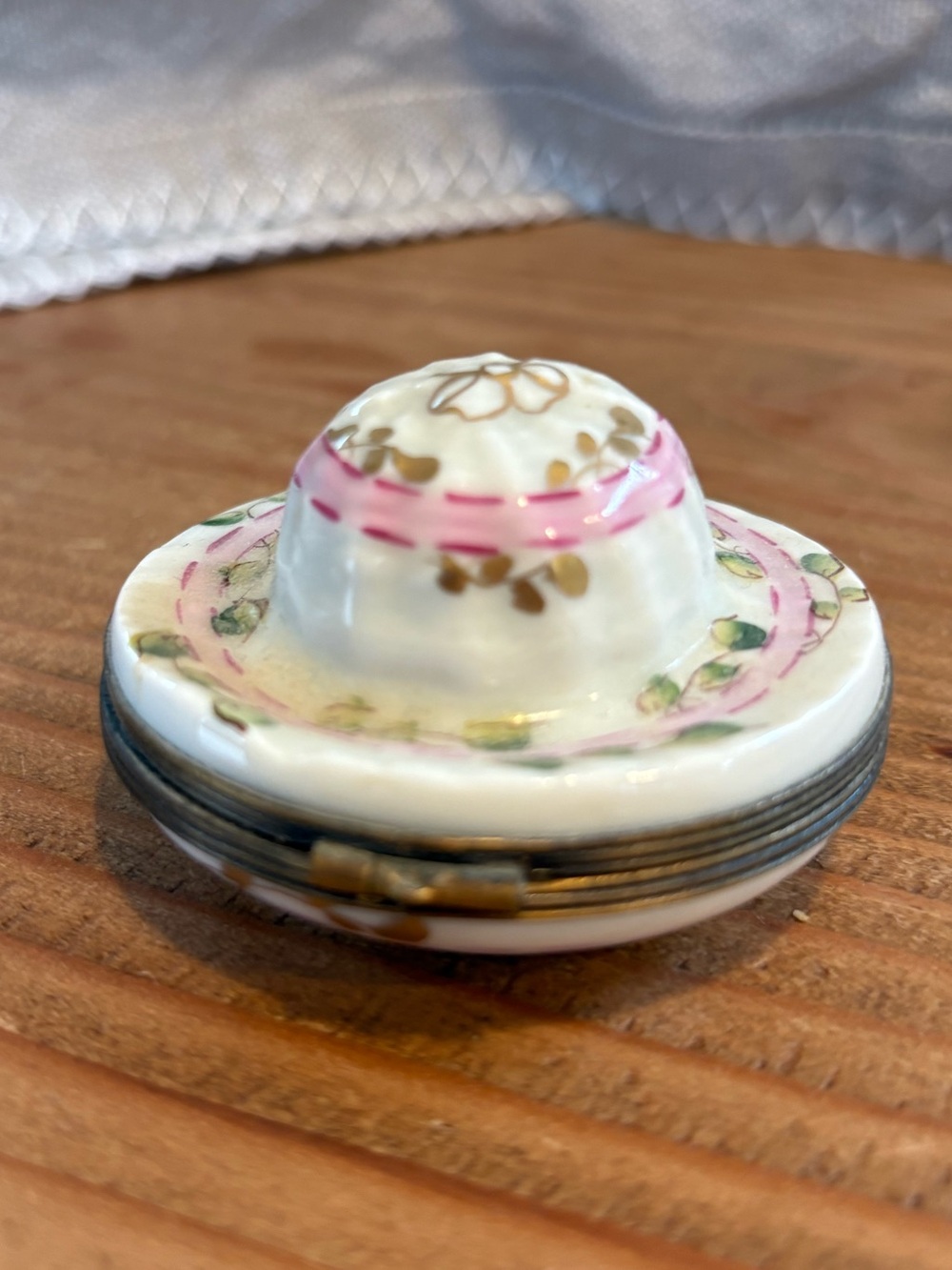 Vintage Limoges Hand painted Hat Hinged Trinket Box